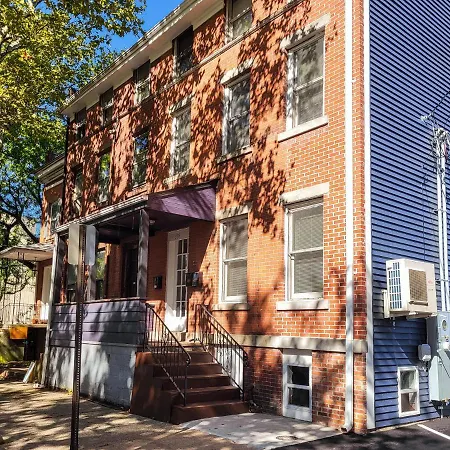 Beautiful Wooster Sq. Getaway - Great Neighborhood Apartment New Haven Exterior photo