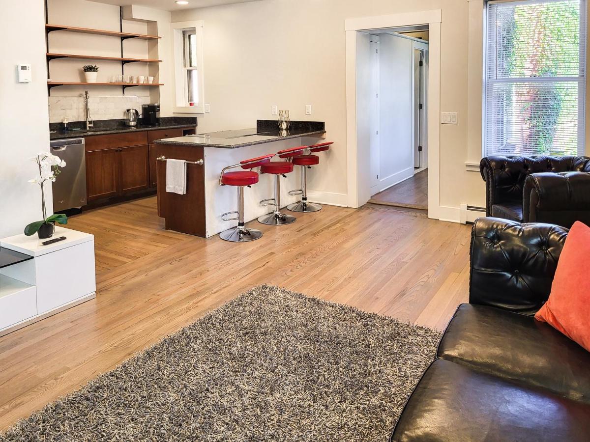 Beautiful Wooster Sq. Getaway - Great Neighborhood Apartment *